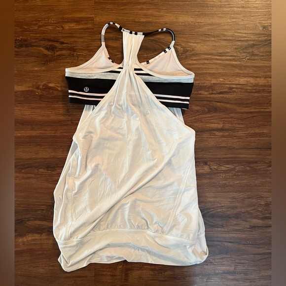 Lululemon Athletica No Limit Tank- top Size 8 - Picture 2 of 3